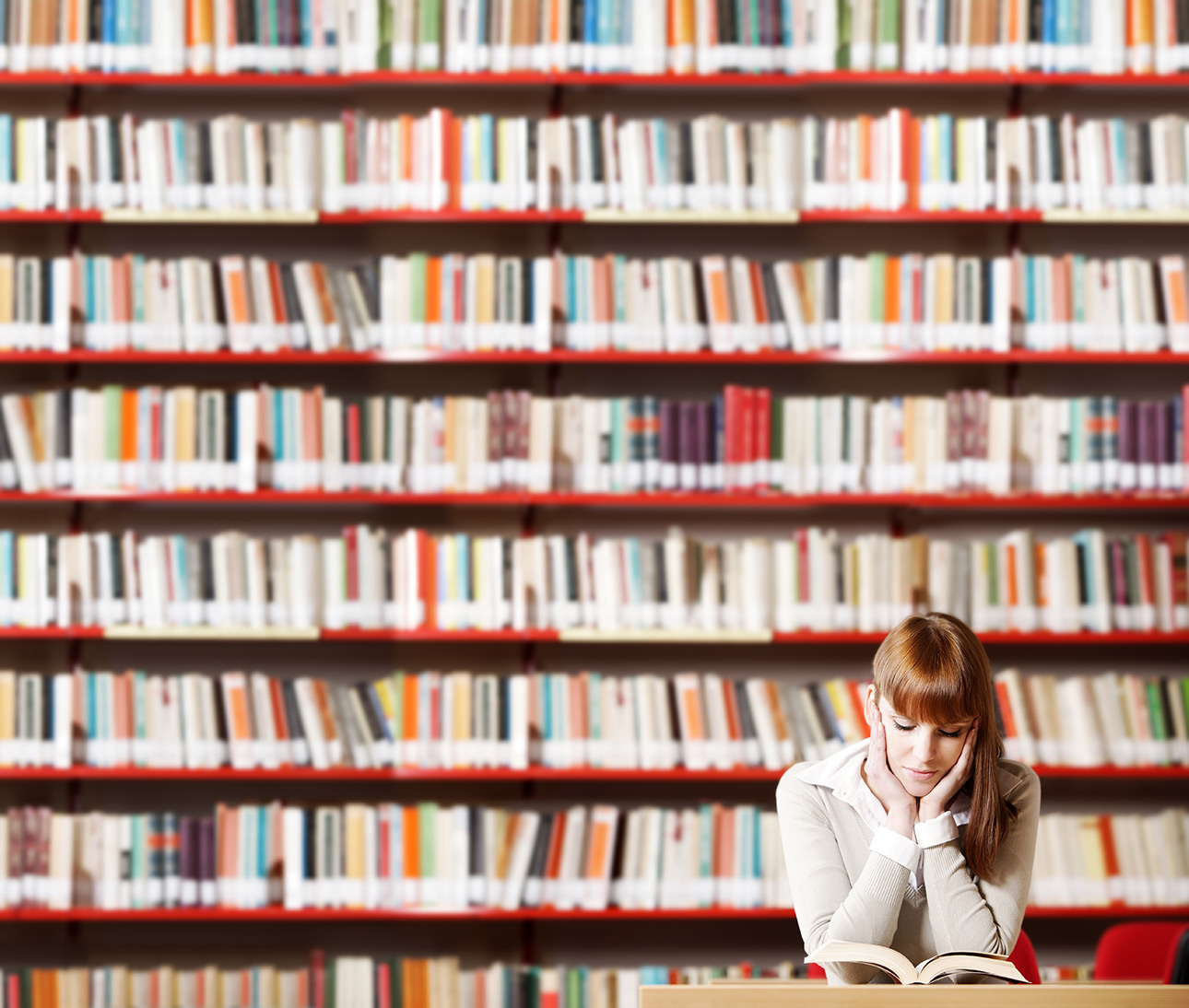 "Leer también es un arte", reflexiones de tres escritores sobre el oficio del lector