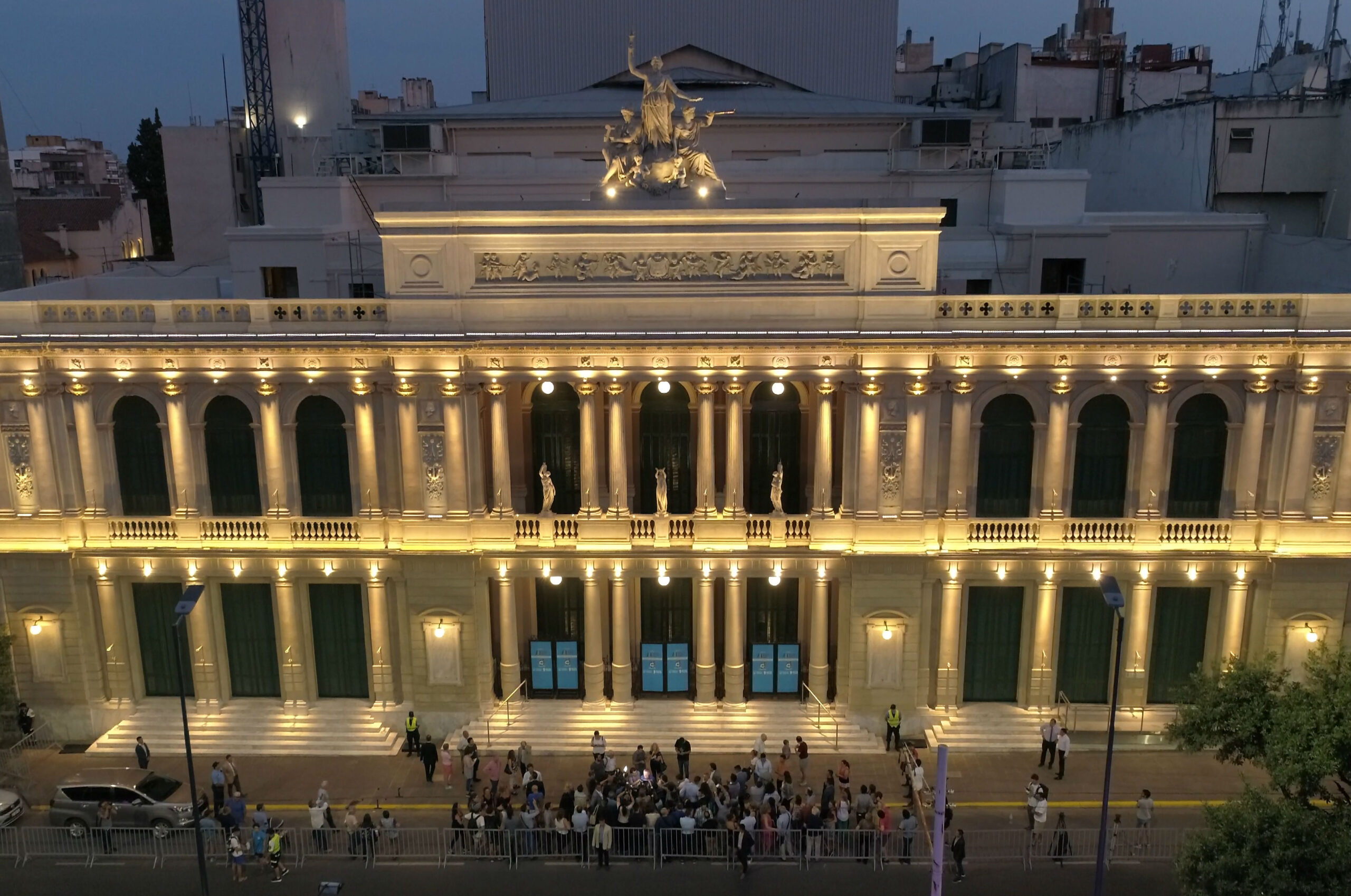 Teatro-del-Libertador_-nueva-fachada.jpg