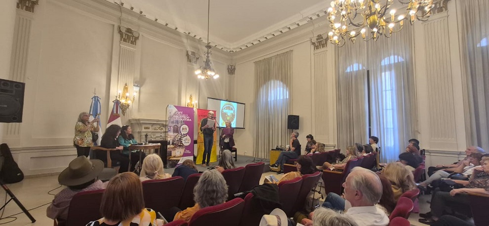 Se realizó el 5° encuentro de “Los Cafés Literarios”, en la Antigua Legislatura